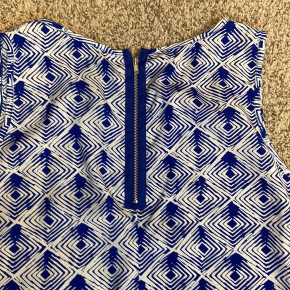 Bright Royal Blue and White Sleeveless Flowy Top - Picture 3 of 3